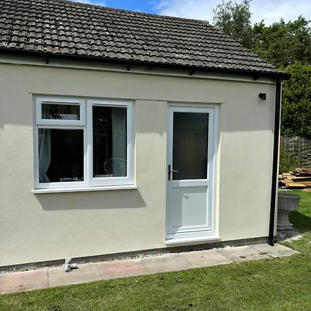 Gladstone Cottage Rocester Exterior photo